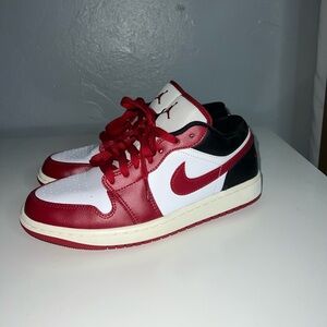 Jordan low 1 red